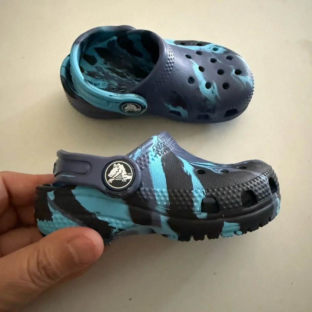 CROCS CLASSIC CLOG - KIDS Size C6 NWOT